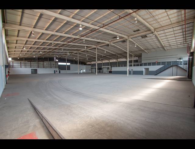 5,410M² WAREHOUSE TO LET IN RANDJESPARK
